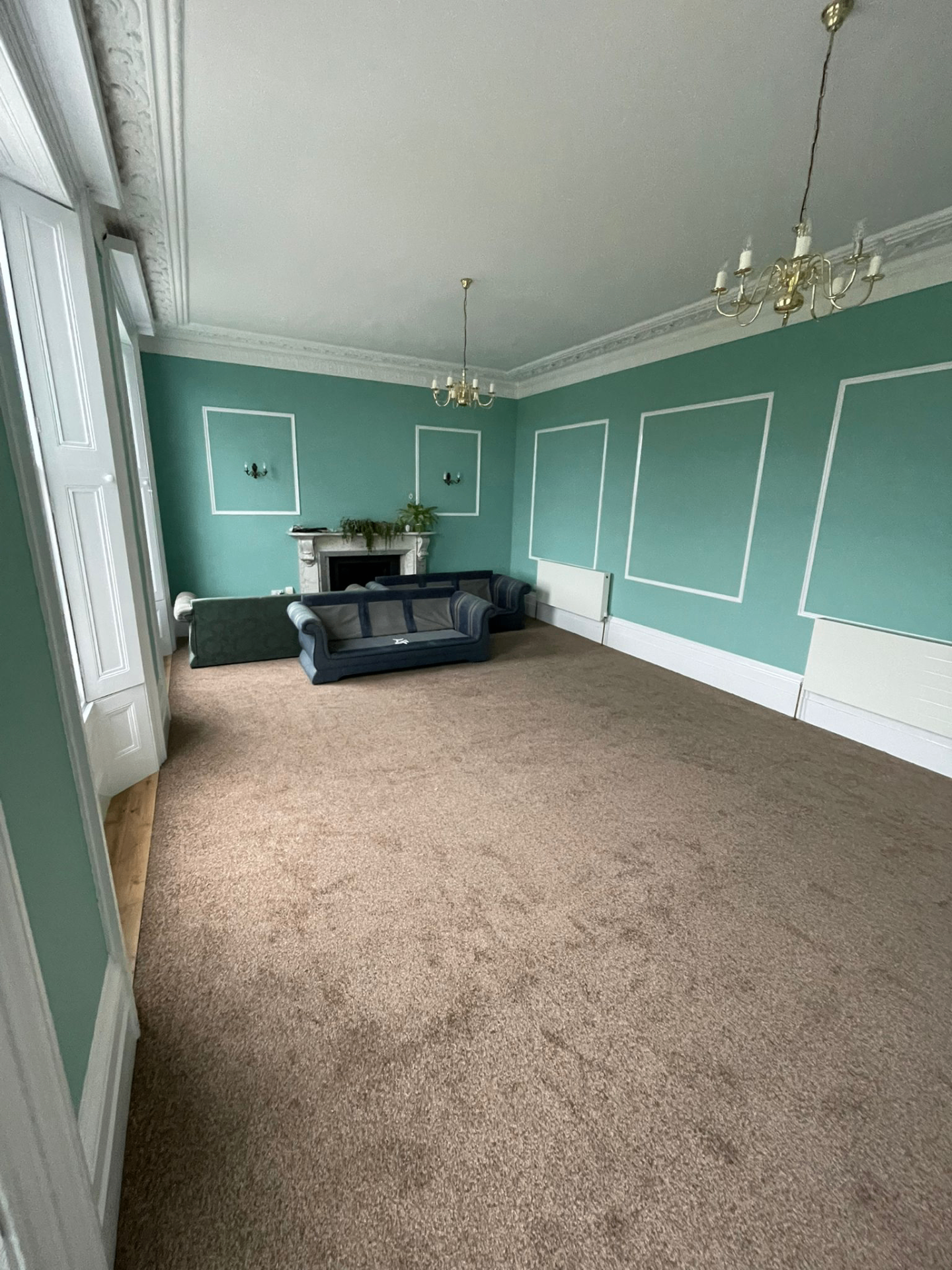 Large room carpet install